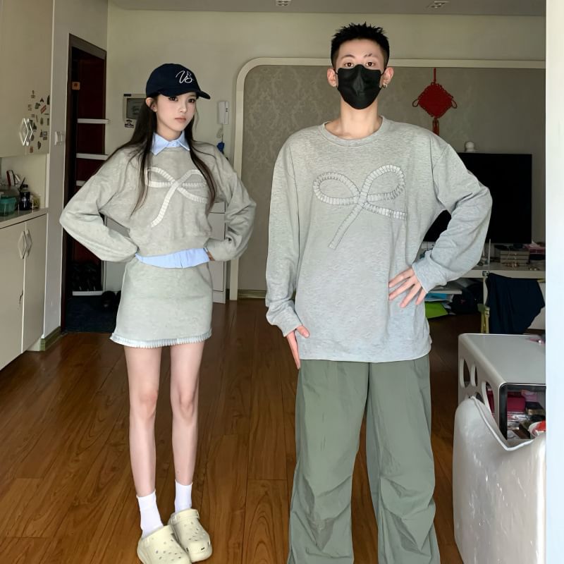 Azure - Matching sweatshirt met ronde hals en strik / Hoge taille effen mini A-lijn rok / Lange mouwen kraag gestreept shirt / Hoge taille effen rechte broek / Set (verschillende ontwerpen)