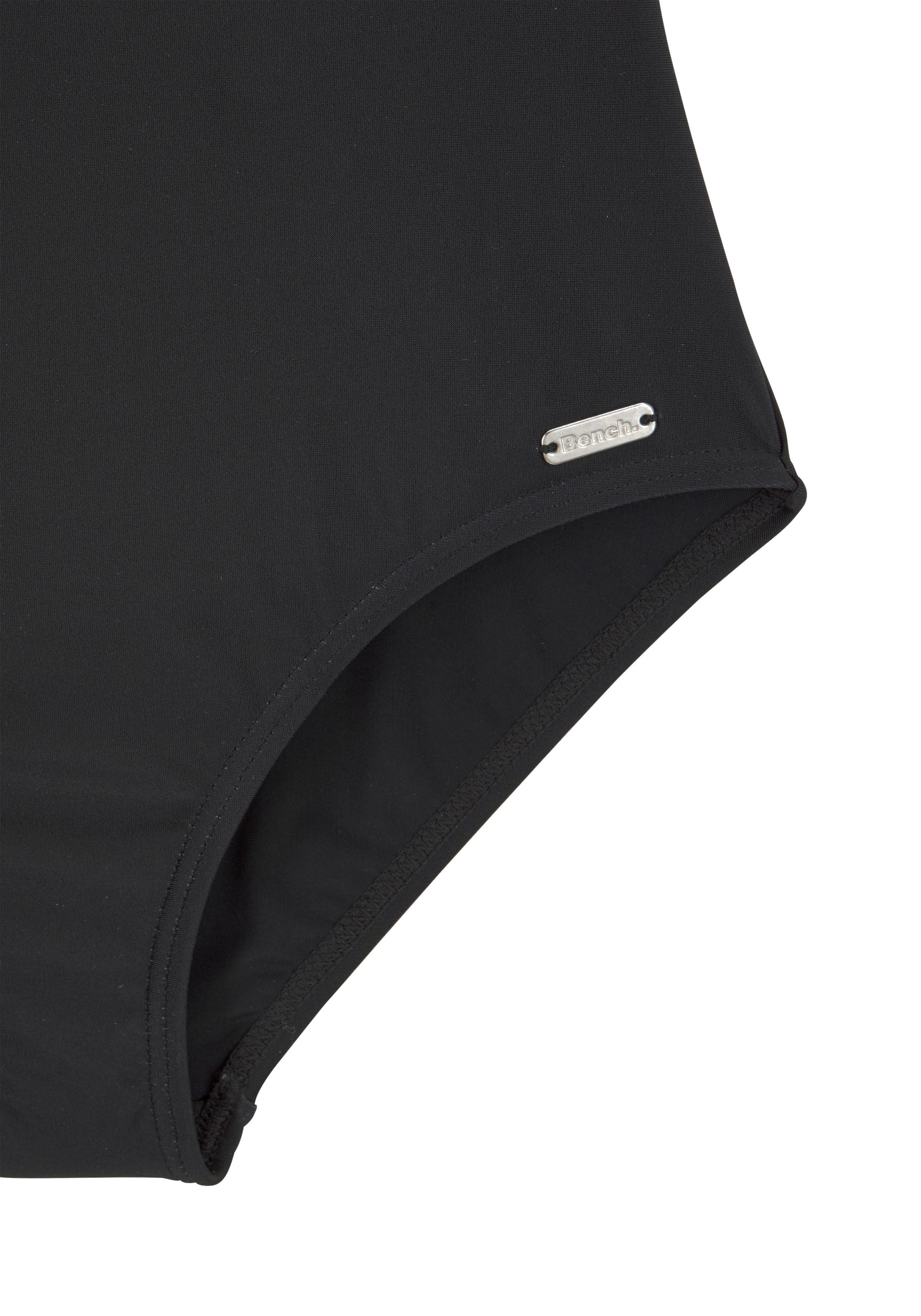 Bench. Badeanzug , mit platziertem Druck