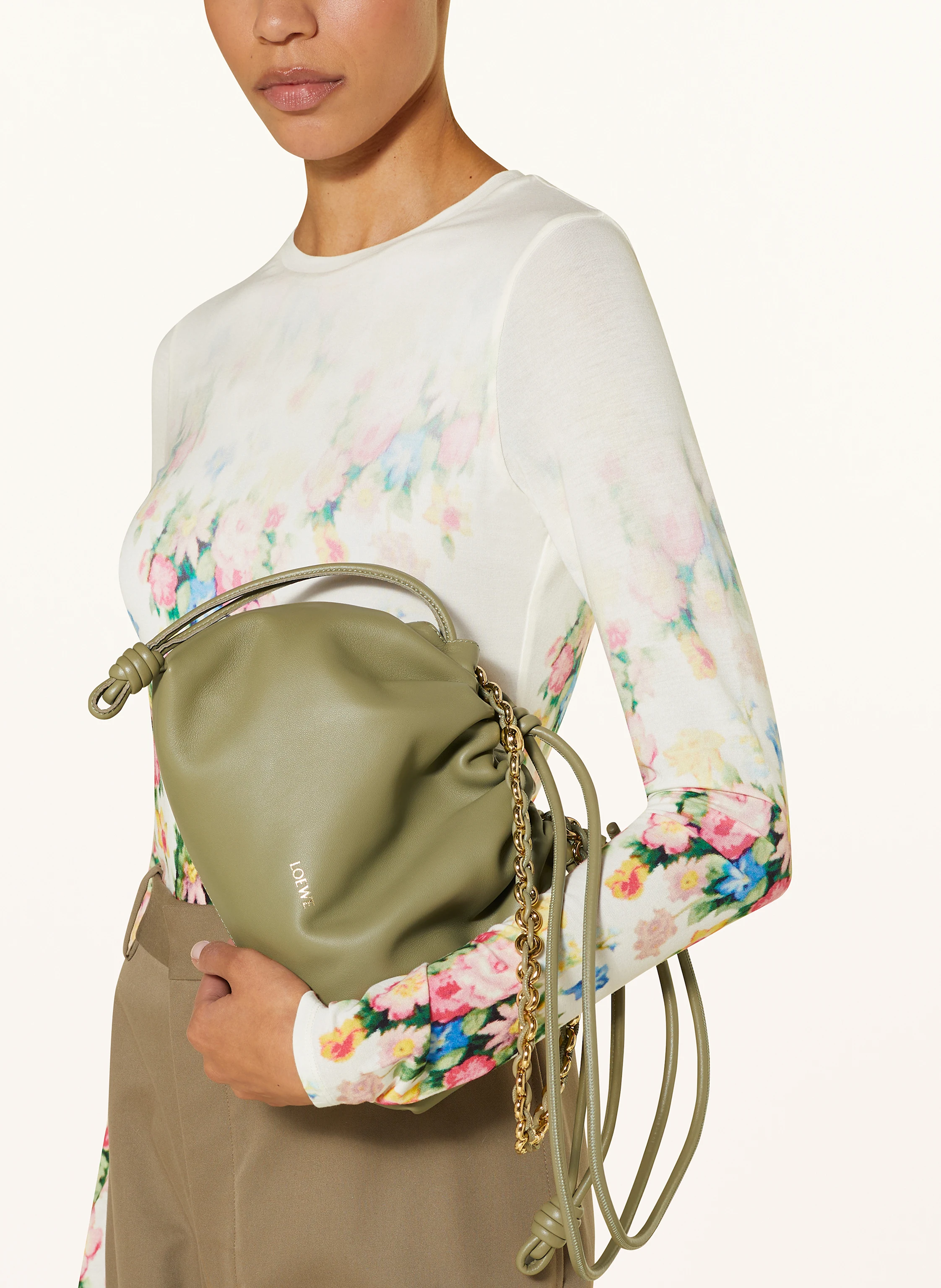 LOEWE Clutch FLAMENCO