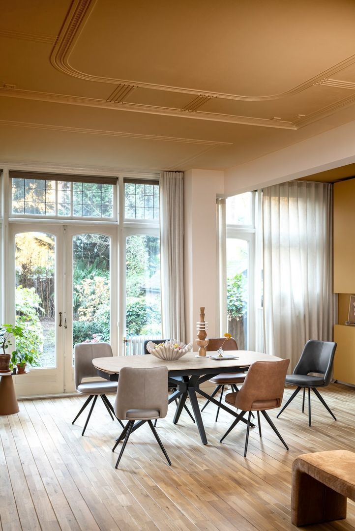 Henders en Hazel Lattina Eettafel