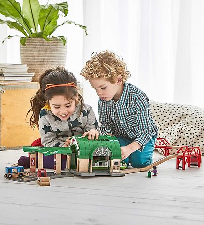 BRIO World Bahnhof - Grün/Grau/Holz 33649