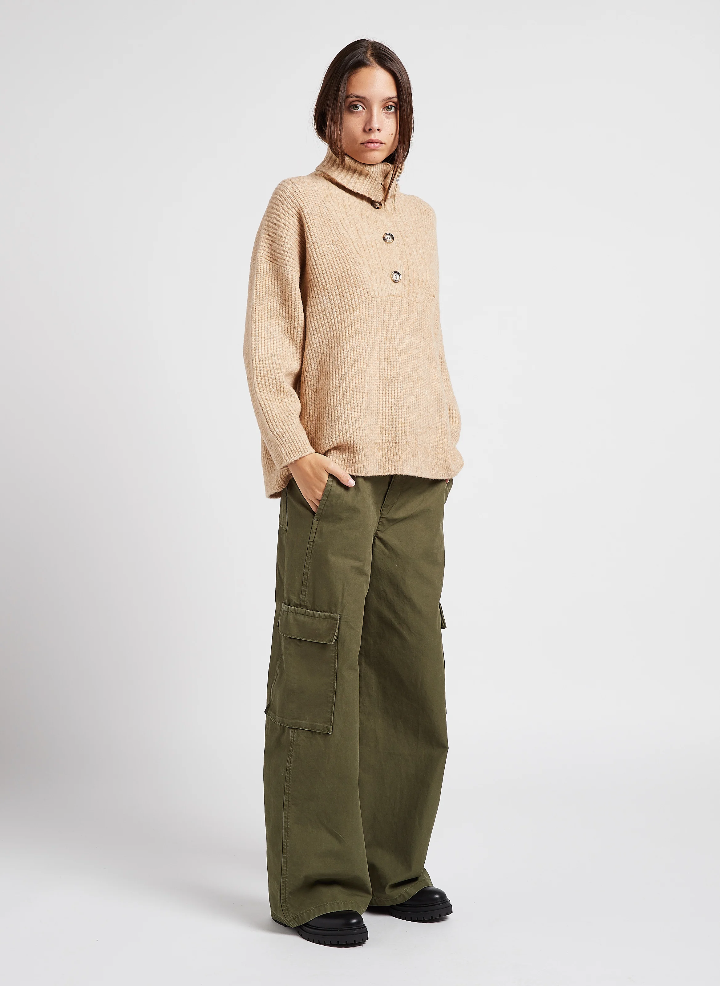 MALMO - Pull ample col roulé en laine mélangée | Beige