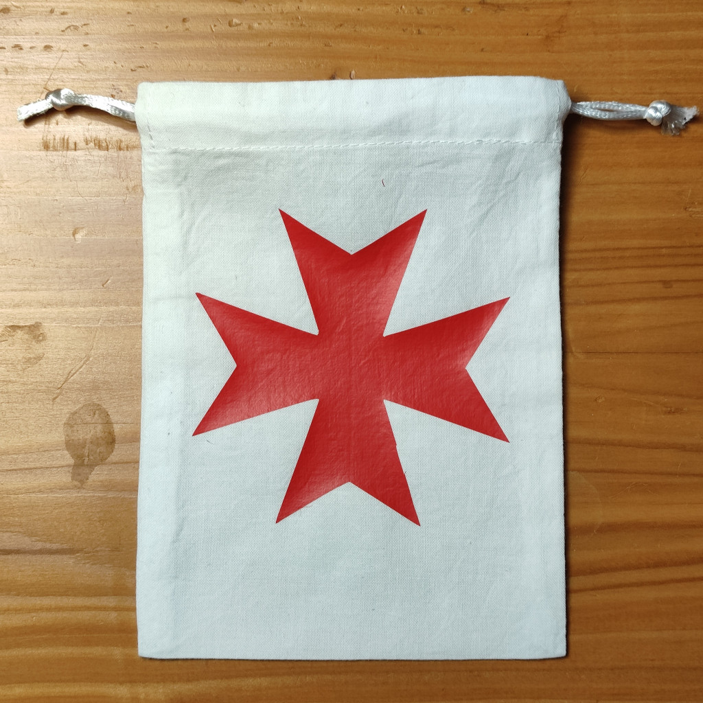 Bourse à dés blanche - motif croix des templiers rouge