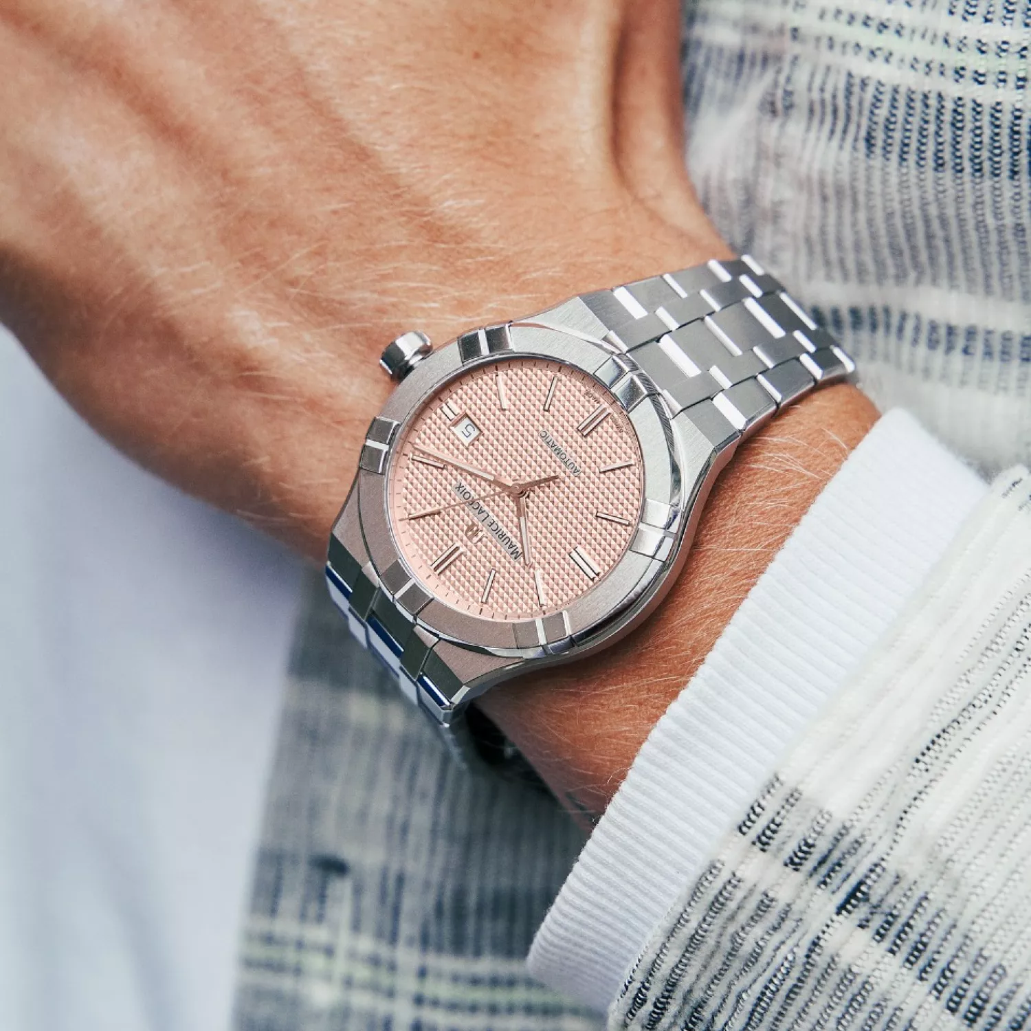 Maurice Lacroix Aikon Automatic 42mm AI6008-SS002-730-1