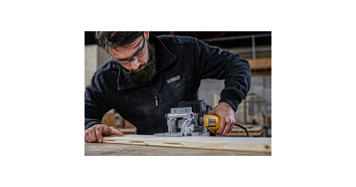 DEWALTDW682K-QS Lamellenfrees, 100mm  (Geel/zwart, Incl. Transportkoffer)