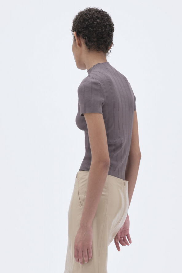 REMAIN Knit Tshirt Plum kitten