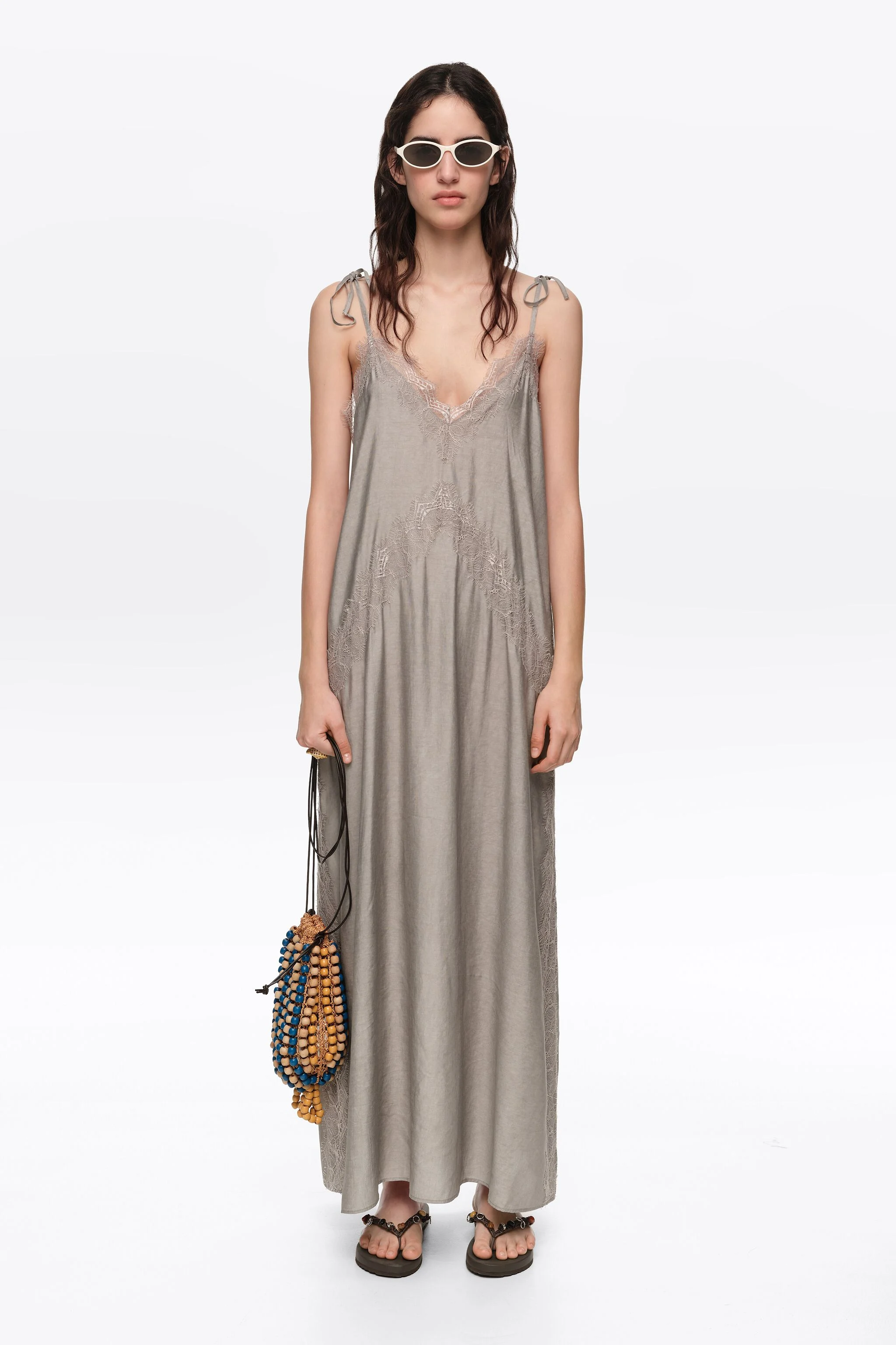 Vestido camisola prateado fluido