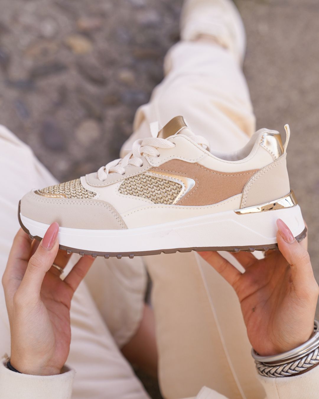 Basket femme beige à lacets - Tamara
