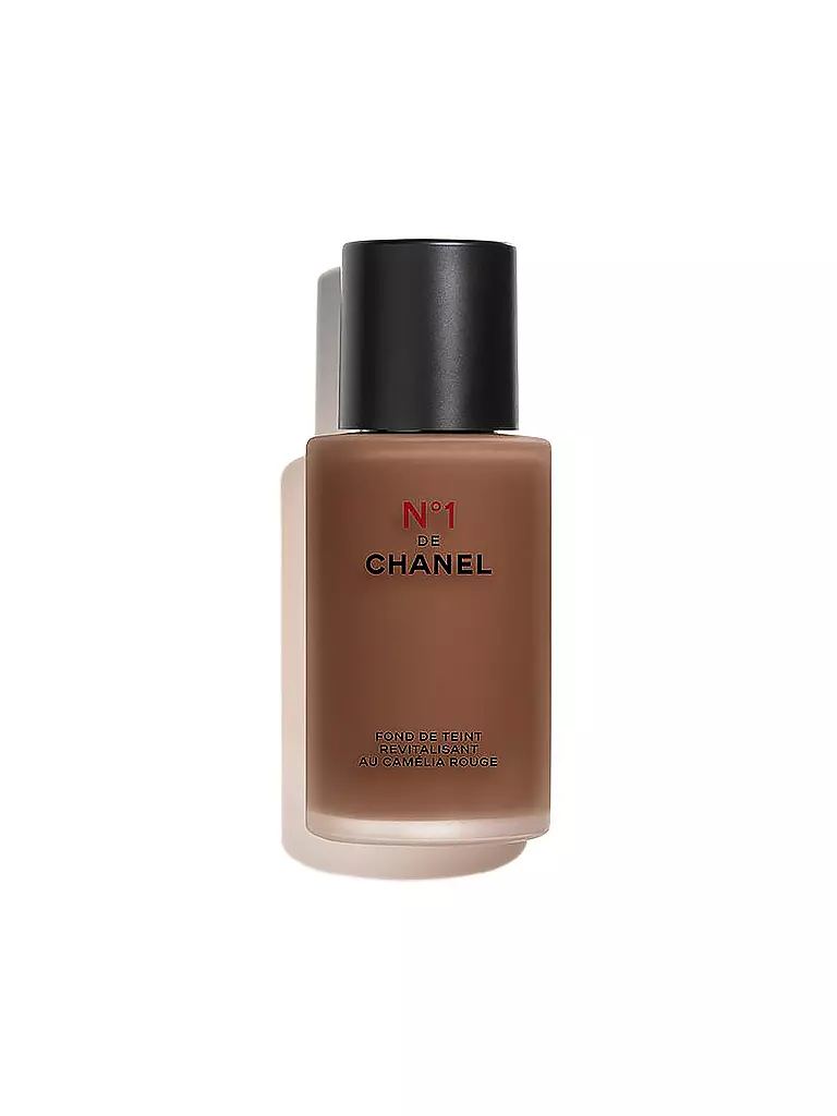 CHANEL  REVITALISIERENDE FOUNDATION VERLEIHT LEUCHTKRAFT - SPENDET FEUCHTIGKEIT - SCHÜTZT 30ML braun