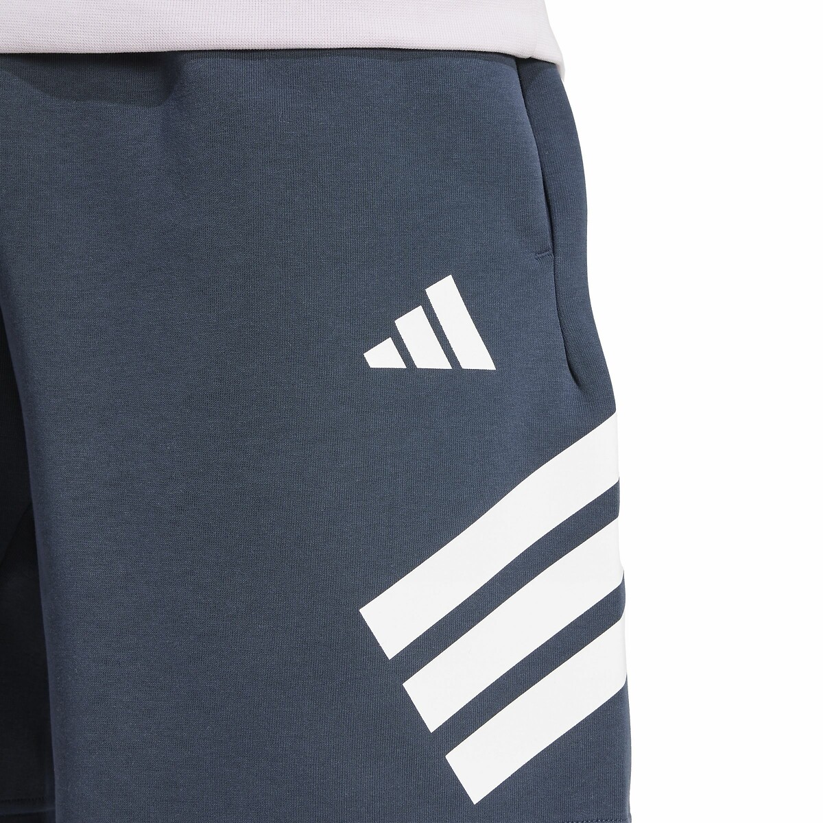 ADIDAS ROUPAS ESPORTIVAS<br>Calção com 2 listras Future Icons