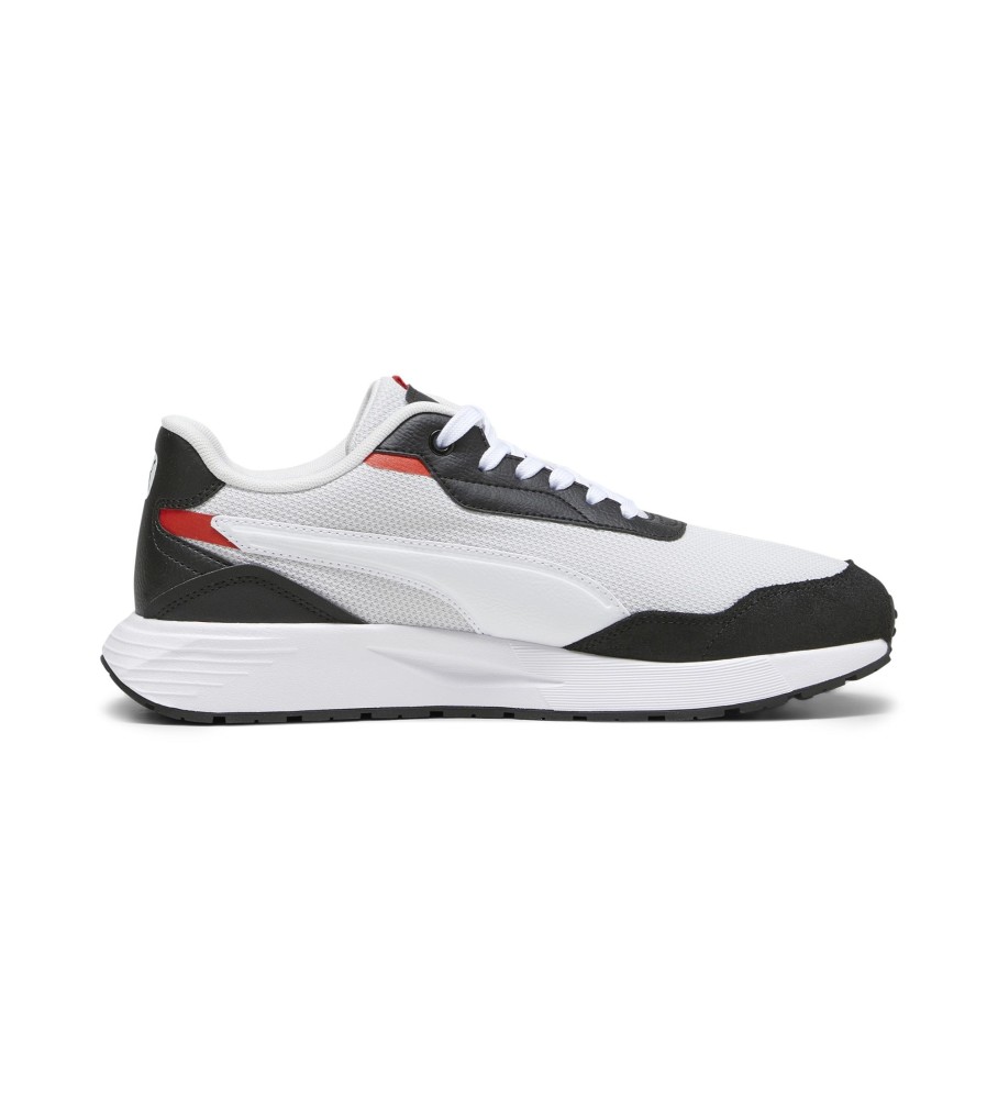 Tênis Puma Runtamed, branco e preto.