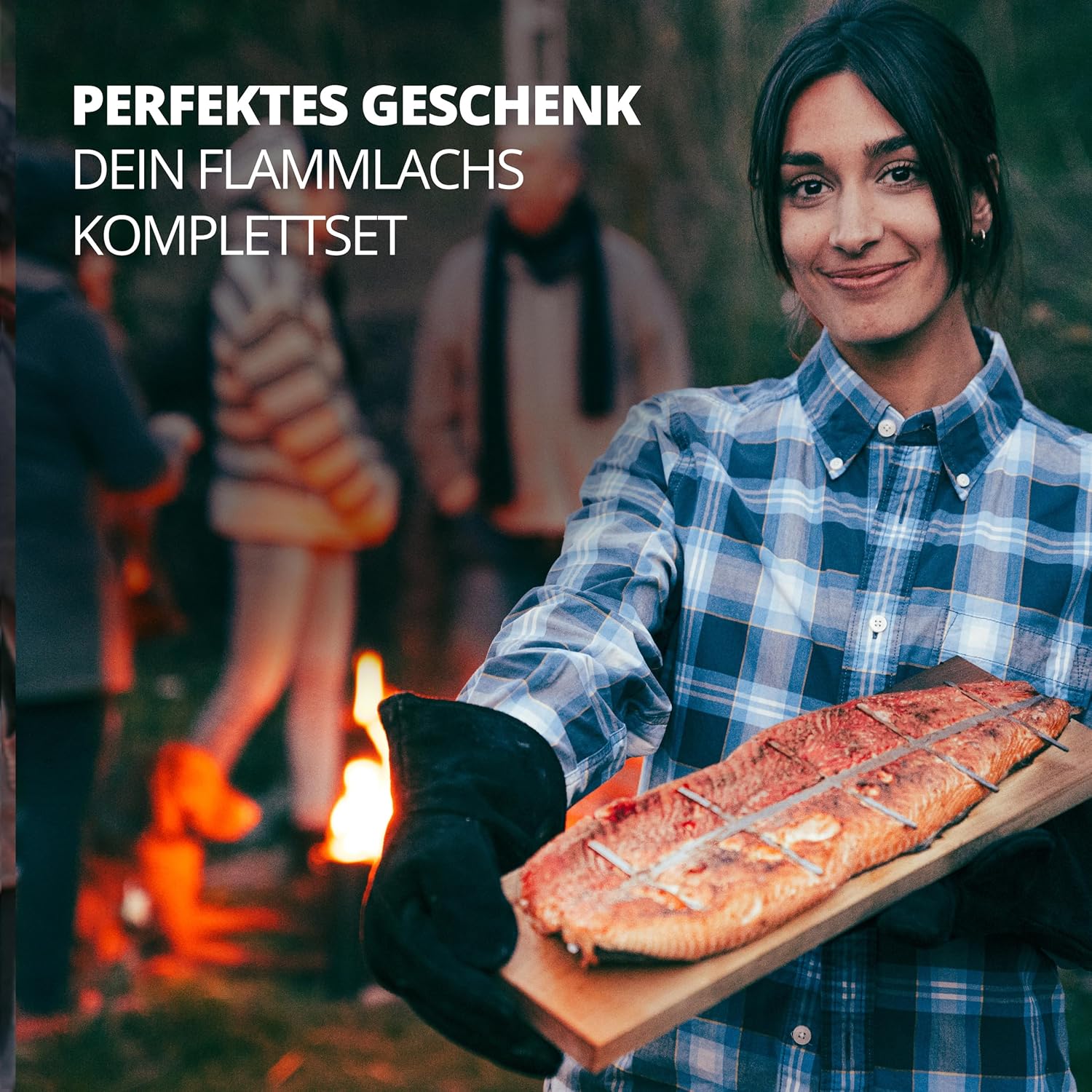 FINNWERK Flammlachsbrett Geschenkset - Lachsbretter mit Halterung aus Edelstahl und praktischem Winkelsystem - Räucherbrett aus massiver Birke - Perfektes Outdoor Geschenk mit Echtholz-Geschenkbox