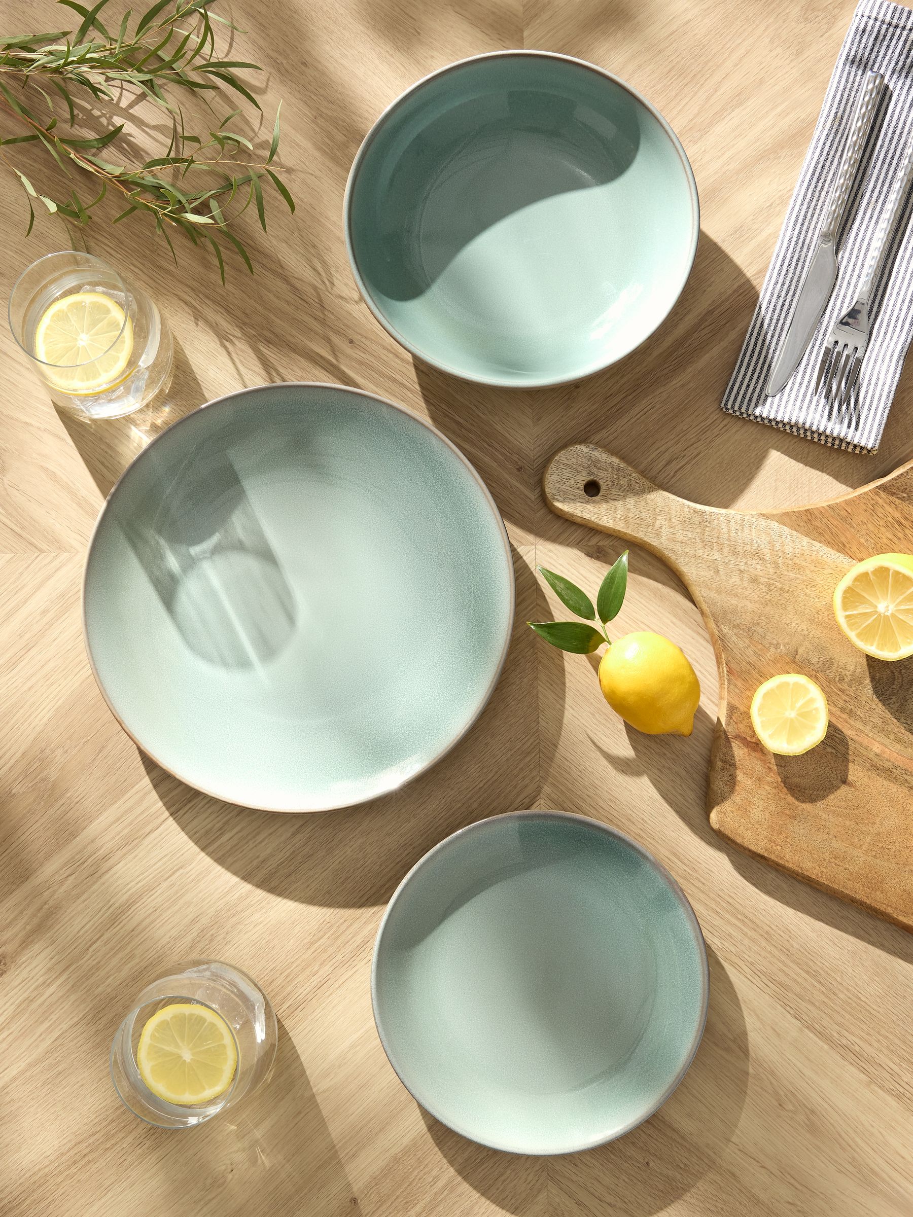 12 Piece Hampton Dinner Set