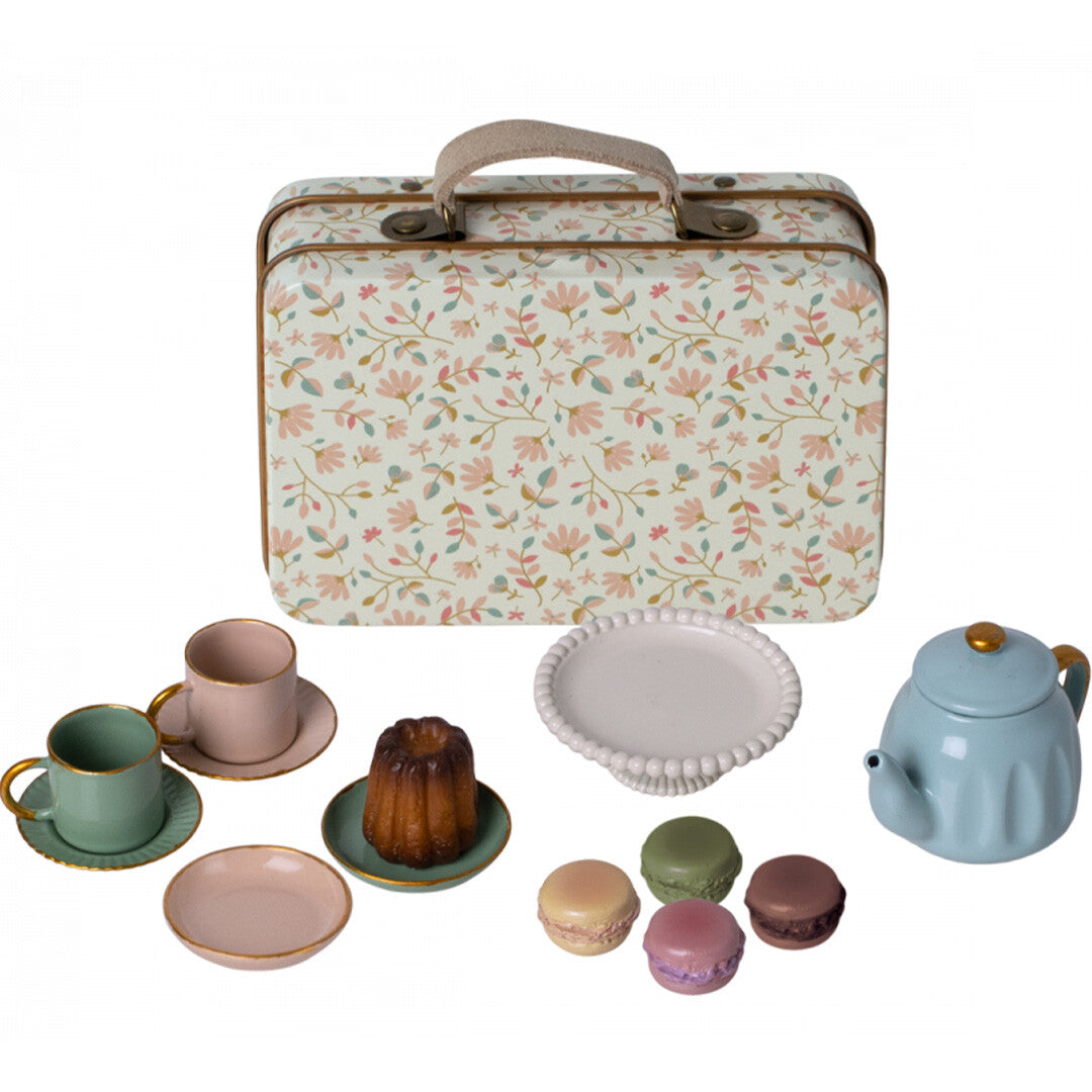 Maileg poppenhuis theeservies met cake en macarons