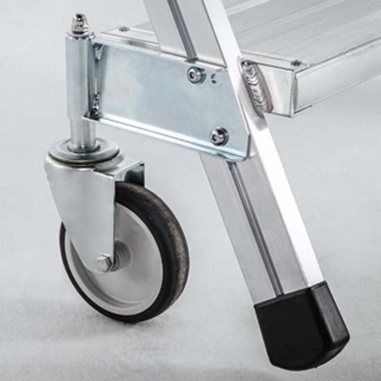 Zarges mobiele bordesladder met 2x6 stalen roostertreden