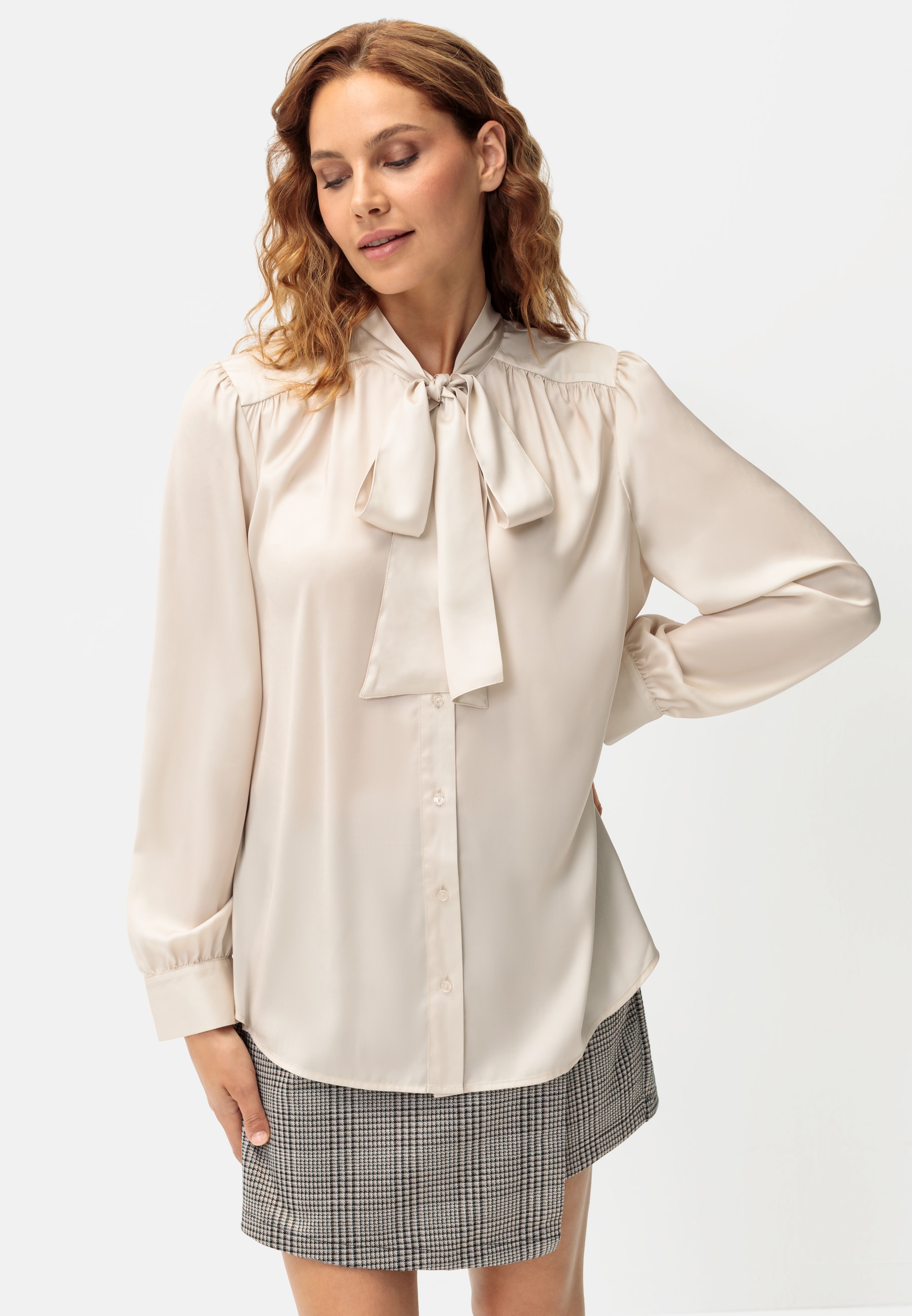 Buffalo Hosenrock , in Wickeloptik mit Karomuster, eleganter Skort mit Zierknöpfen