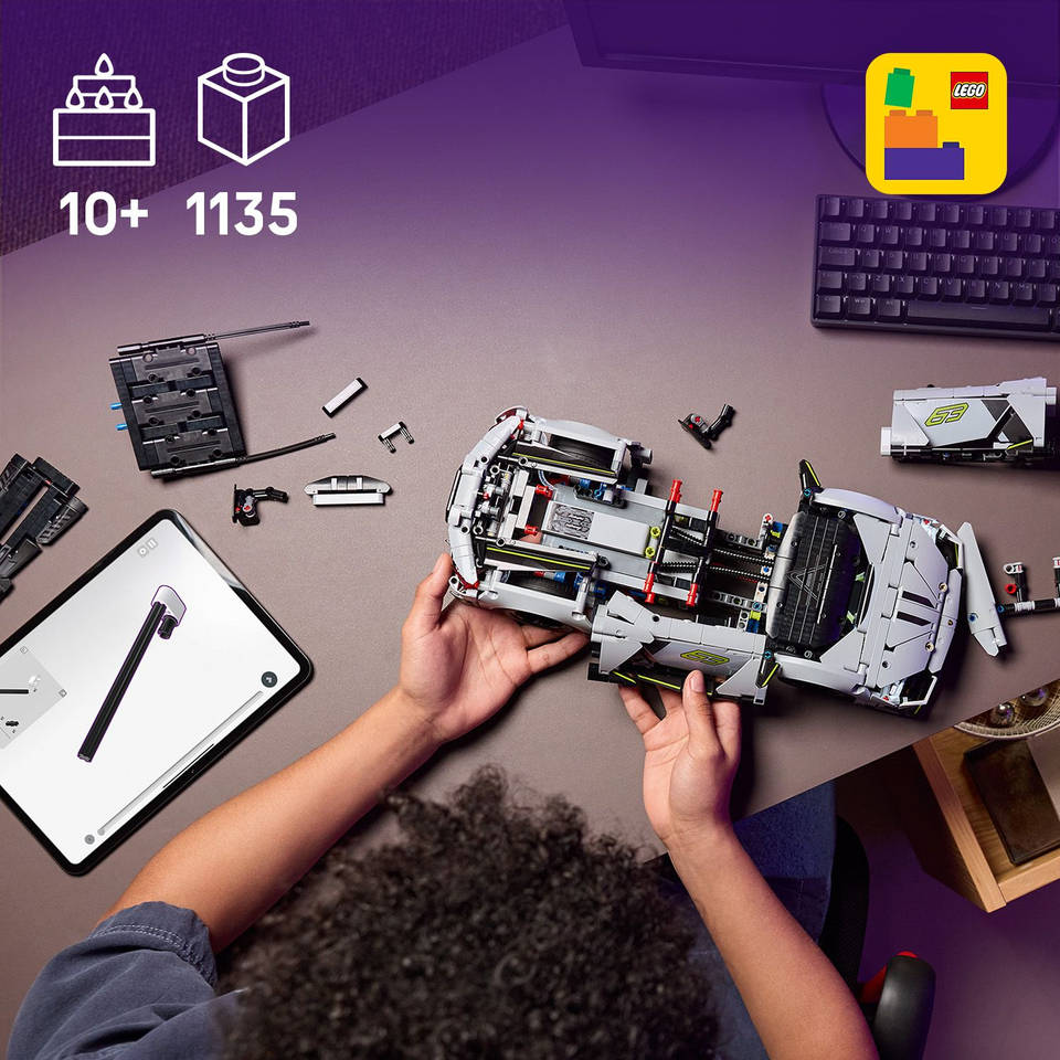 LEGO Technic Lamborghini Revuelto supersportwagen 42214