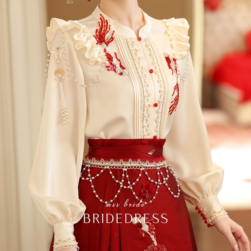 MSSBridal - Shirt met geborduurde vis en ruches / Maxi-rok met hoge taille en kralen
