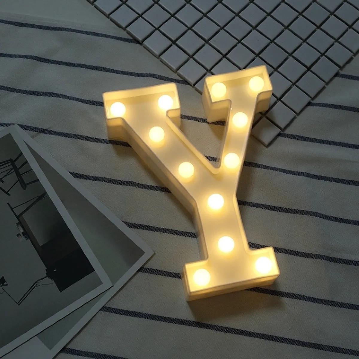 Wewoo Guirlande Lumière Alphabet Y - Accrochante