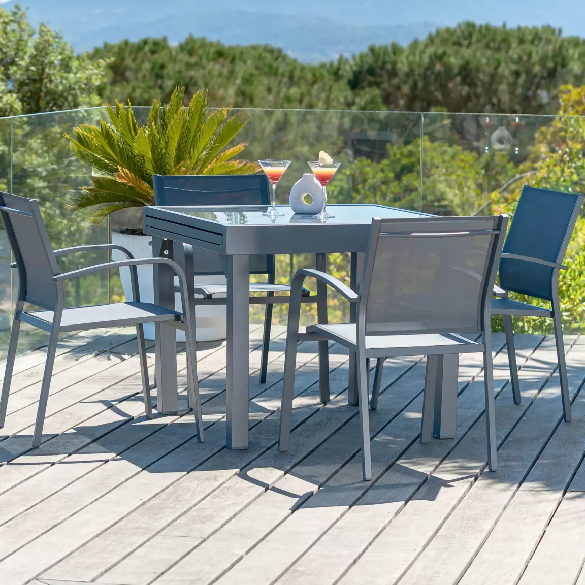 Table de jardin extensible en verre 8 places (90/180 x 90 cm) Murano Gris ardoise