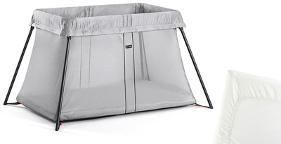 BabyBjörn Reiseseng Light Silver inkl Overtrekkslaken