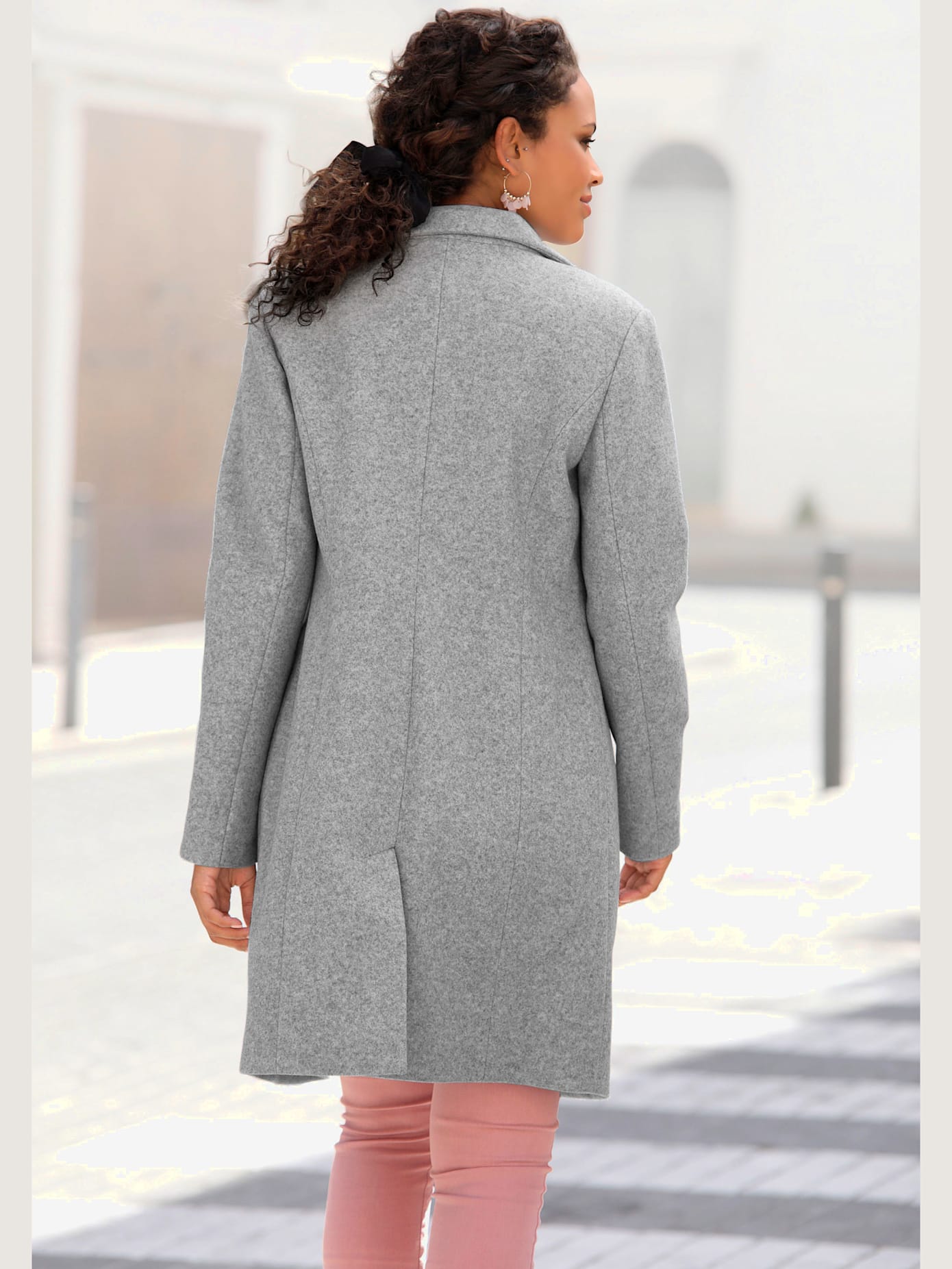 Manteau long, grand col à revers
