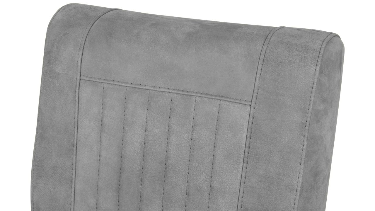 Stoel Bullock B50 x D70 x H85 cm