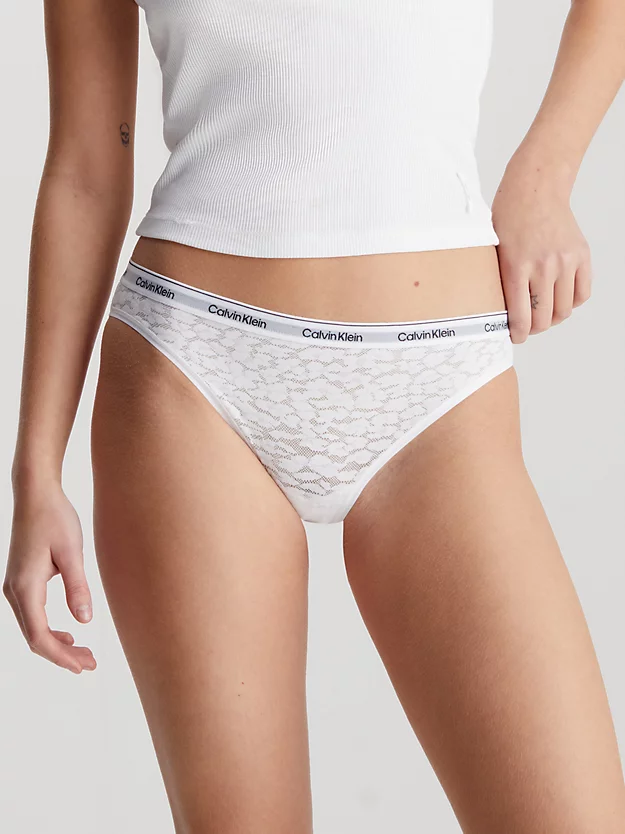 Conjunto com 3 calcinhas de biquíni de renda