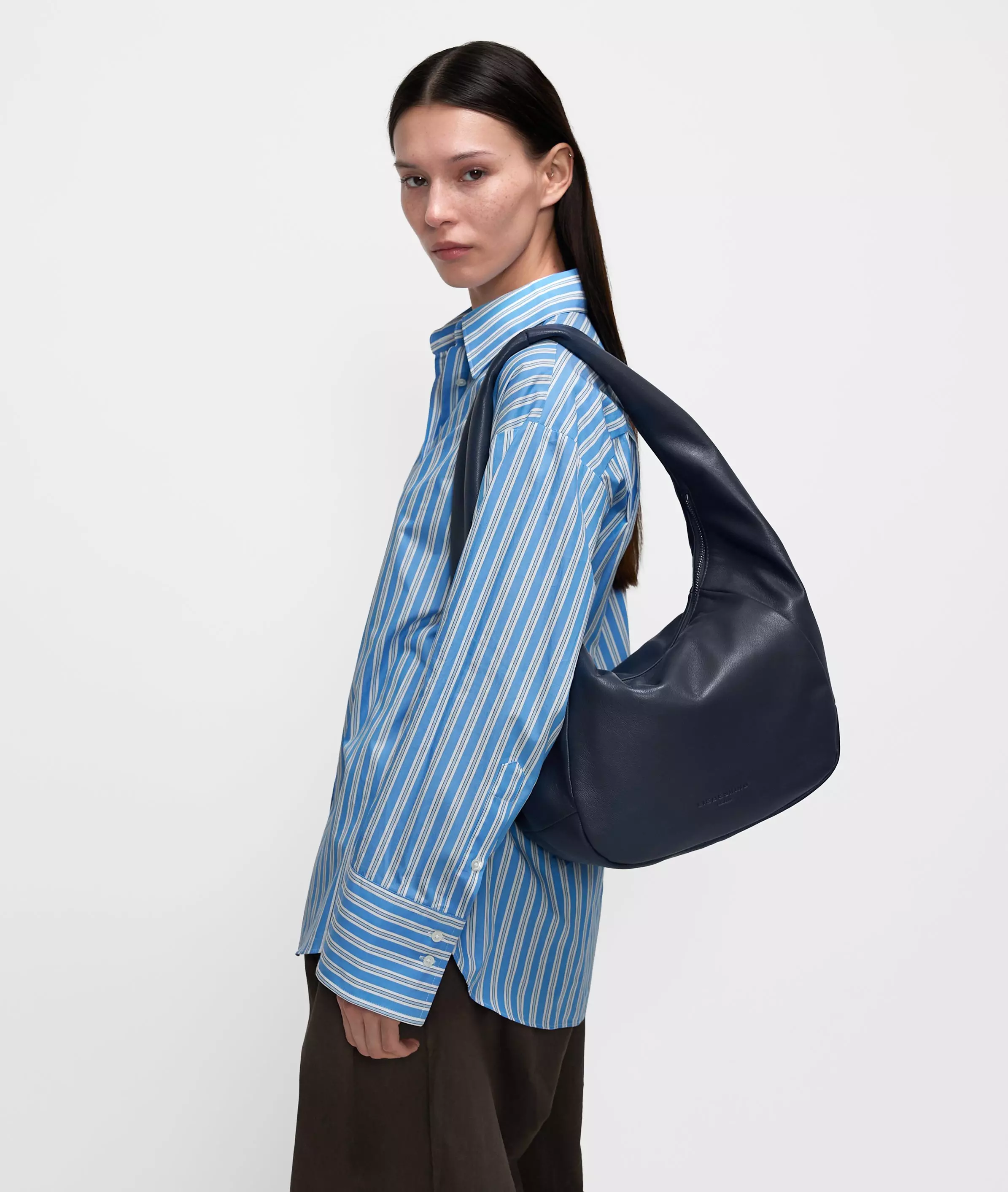 Farrah Hobo M Spacious goatskin leather hobo bag