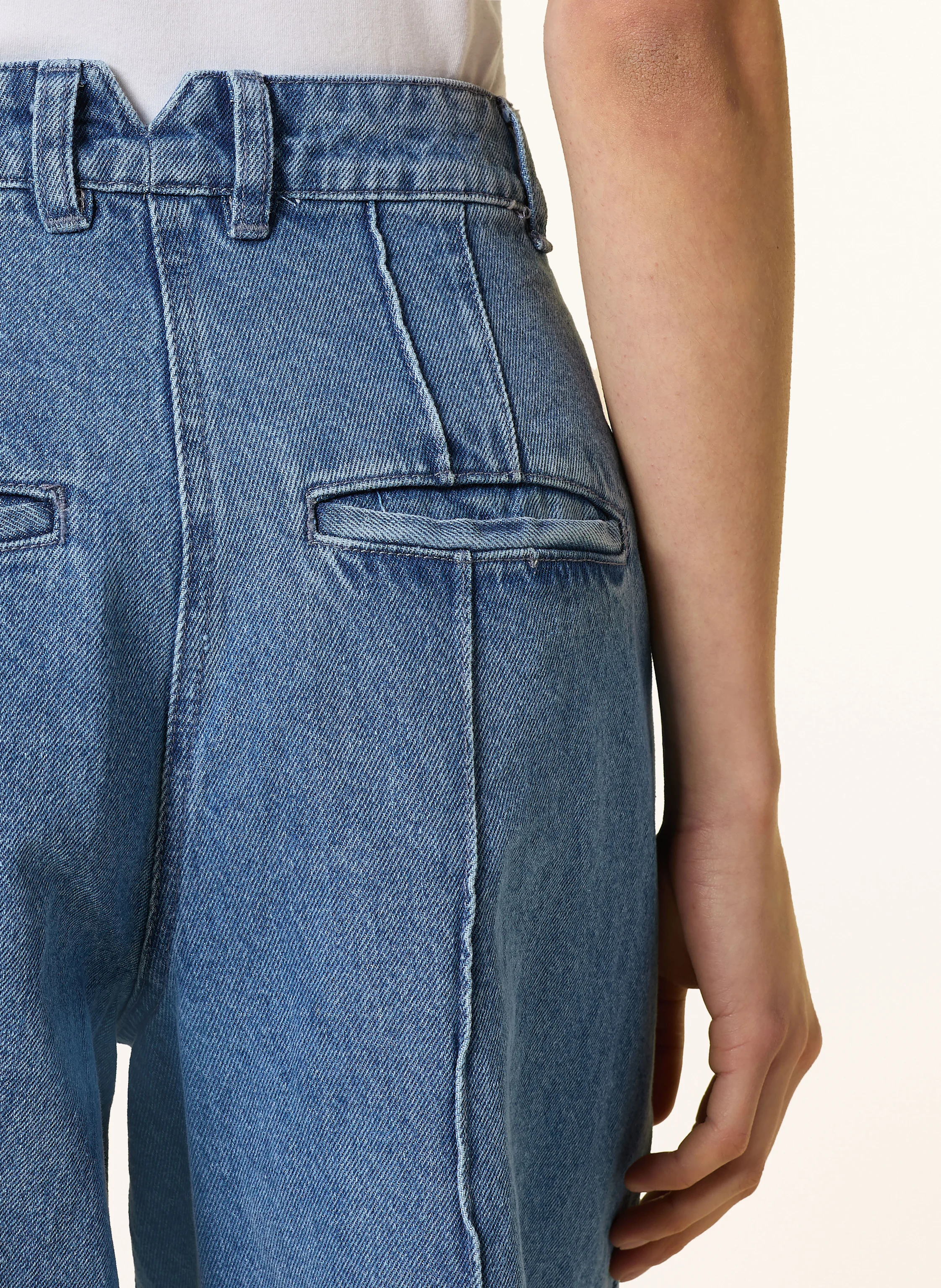 REMAIN Jeans