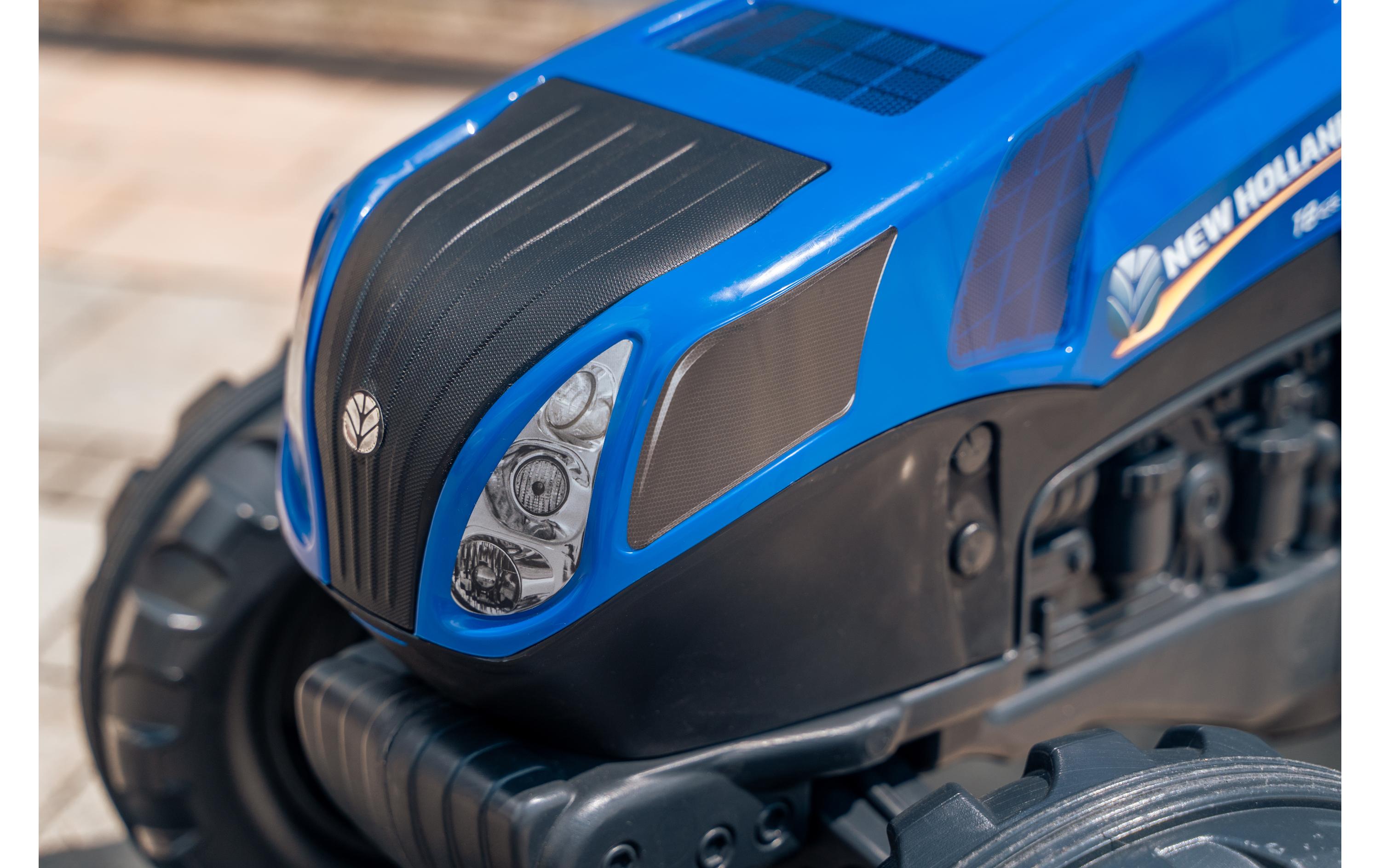 New Holland Traktor + Anh. L<br>Traktor mit Anhänger