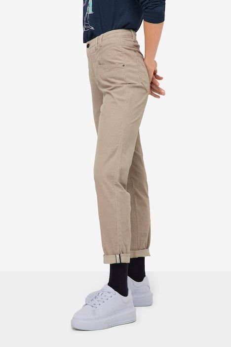 Cord-Karottenhose, weite Passform, 5-Pocket-Form