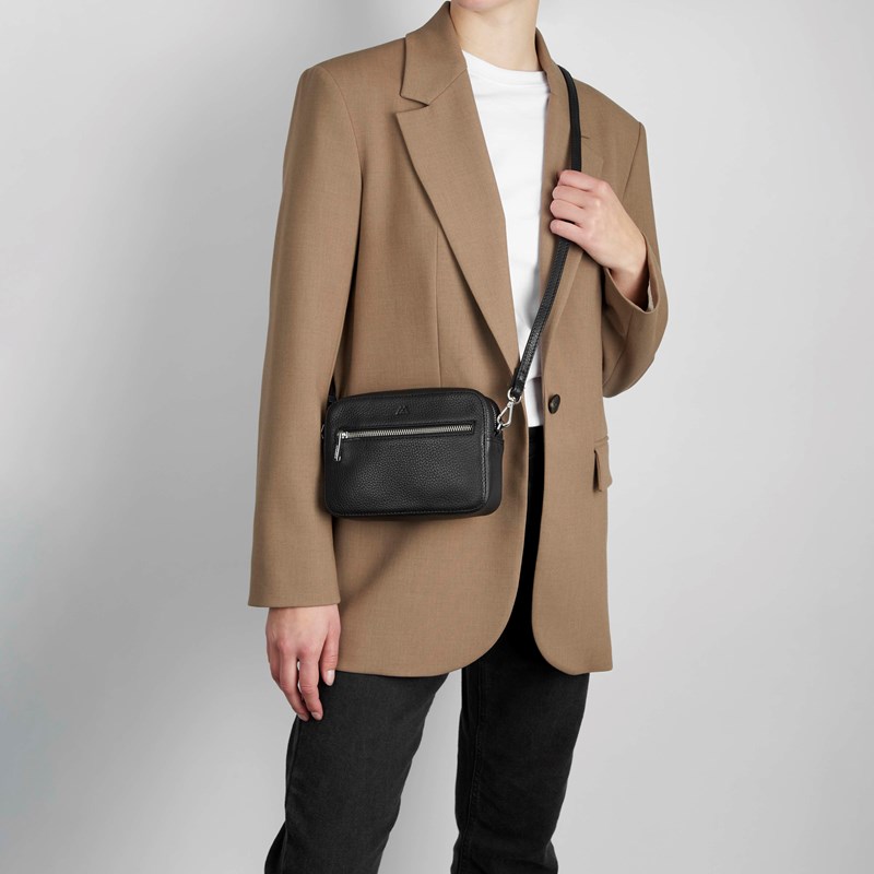 Markberg<br>Crossbody Elea Grain