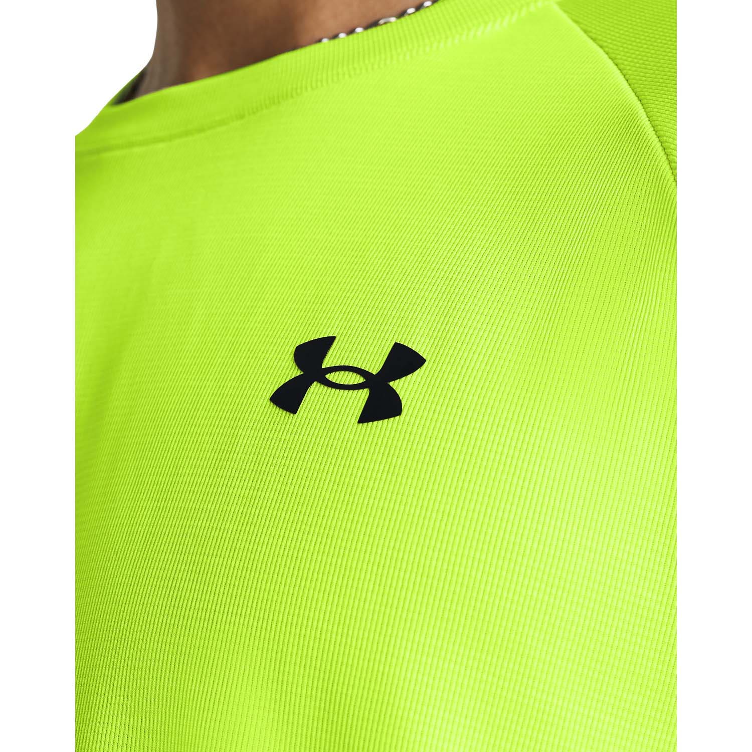 Under Armour  Tech Textured