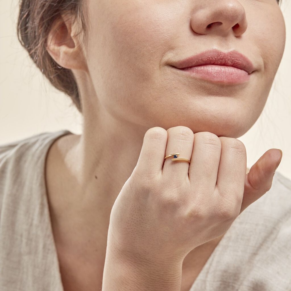 Bague Serti Couteau Or Jaune Saphir