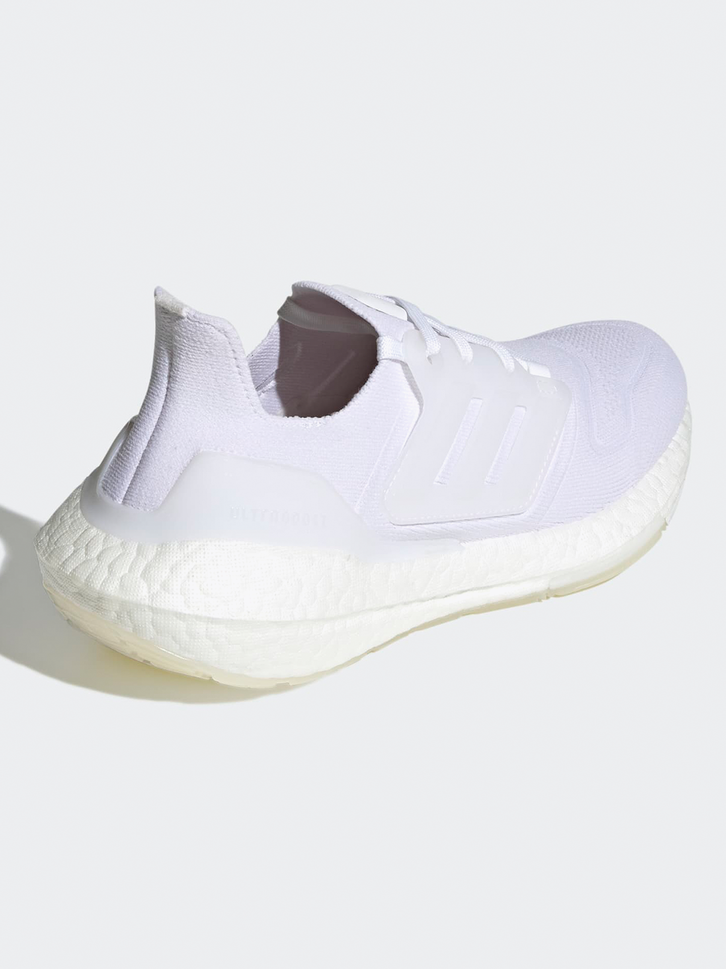 UltraBoost 22