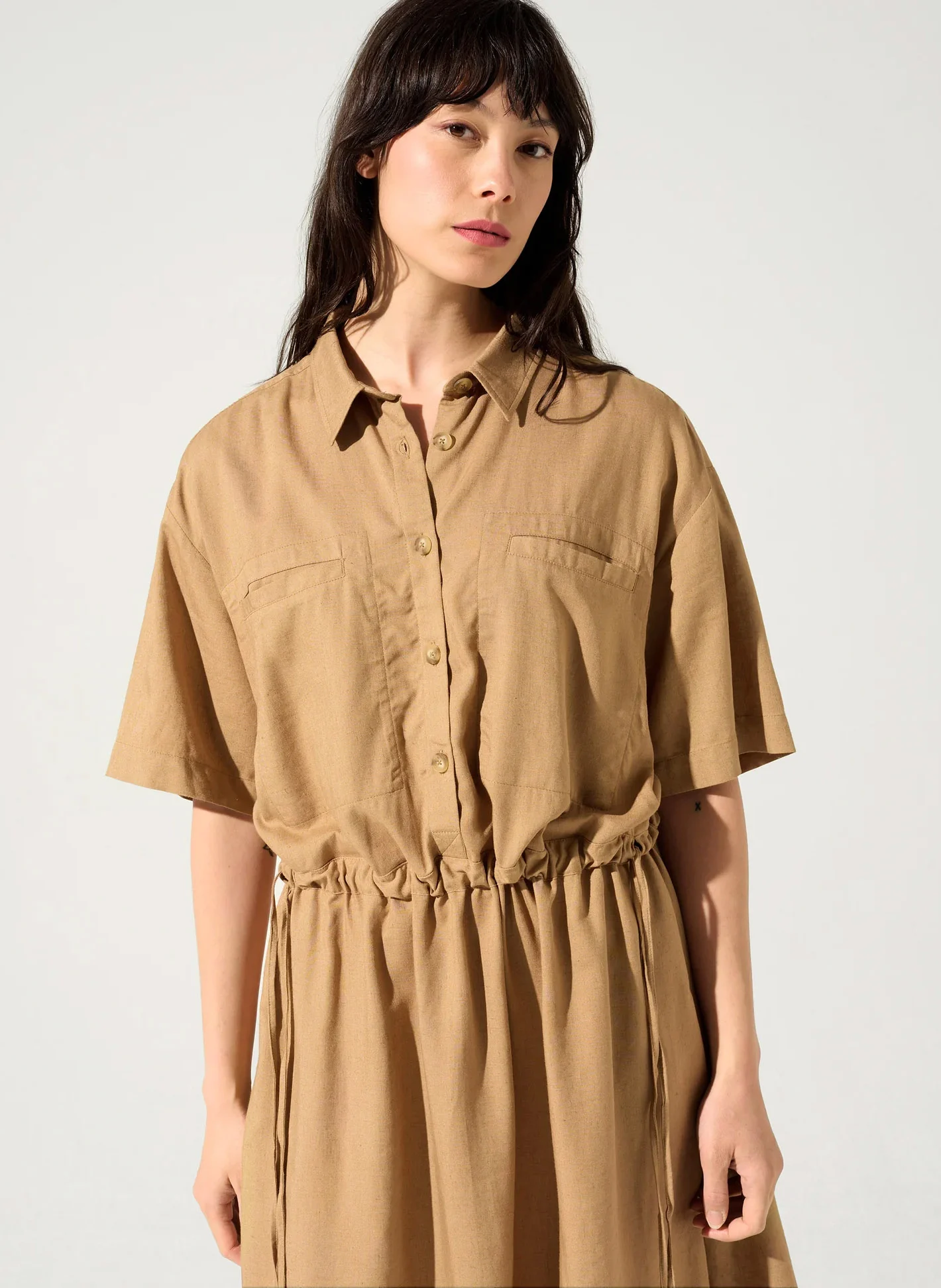 LOUKA - Robe midi col classique| Marron