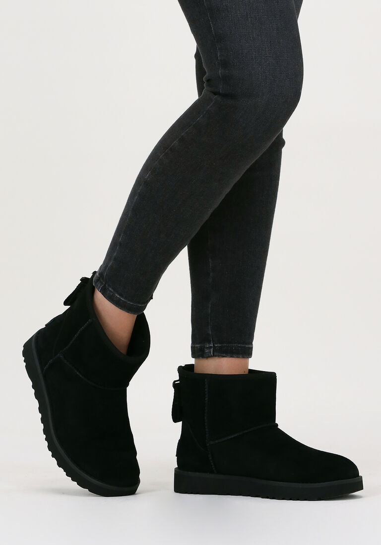 UGG zwarte ugg vachtlaarzen w classic mini logo zip