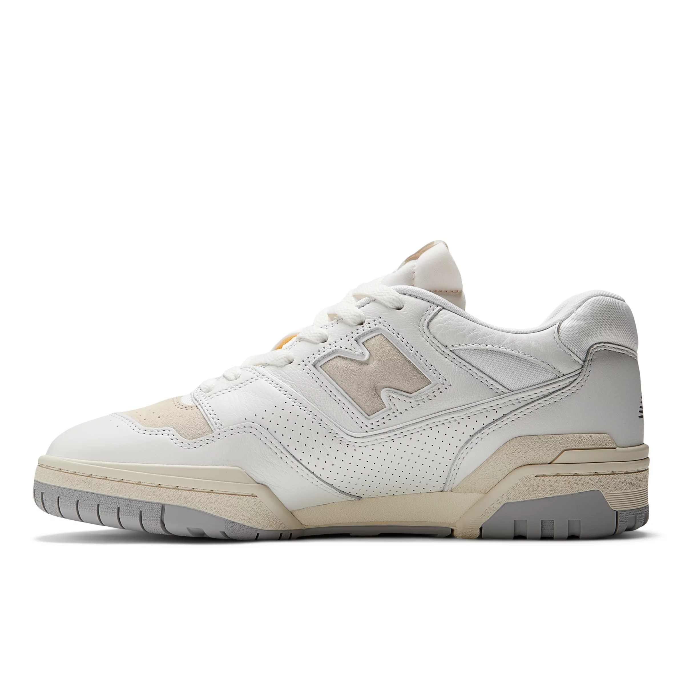 550 White con Timberwolf e Raincloud
