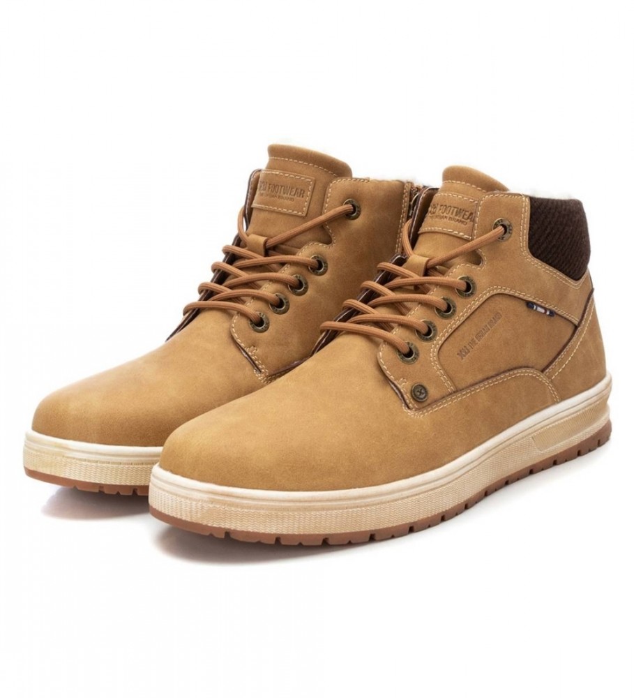 Botas Xti 142131 marrom claro