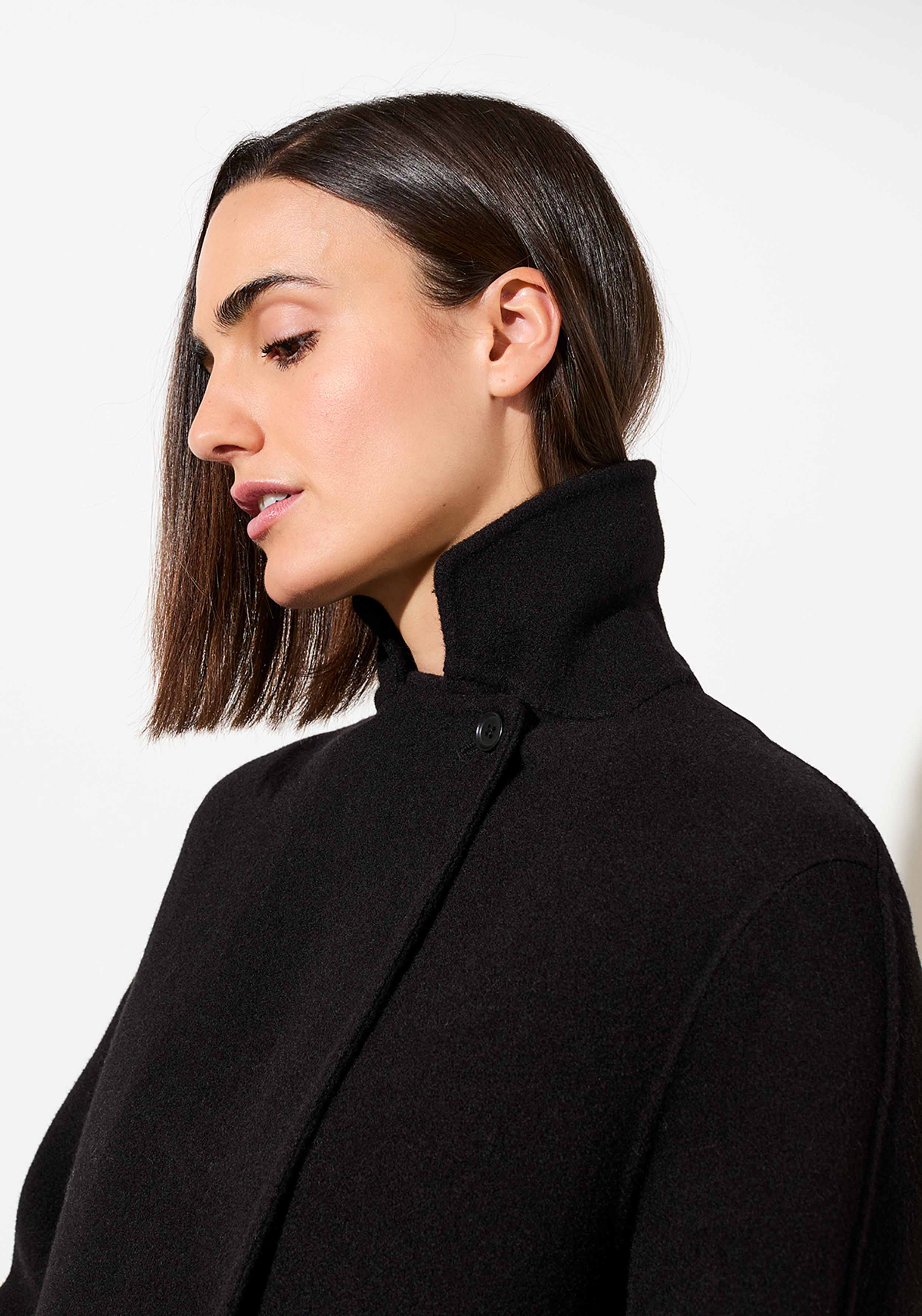 LangerChen Mantel Moline Black