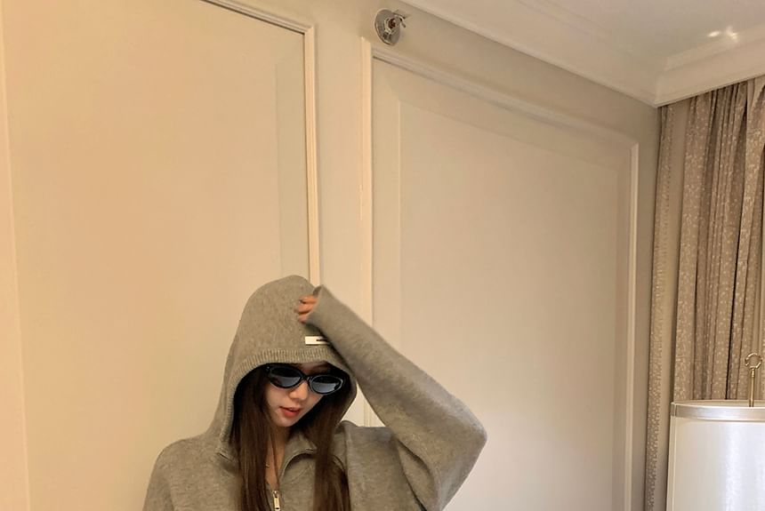 Gilmort - Effen gebreide hoodie met rits / hotpants