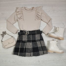Belted blocked skirt