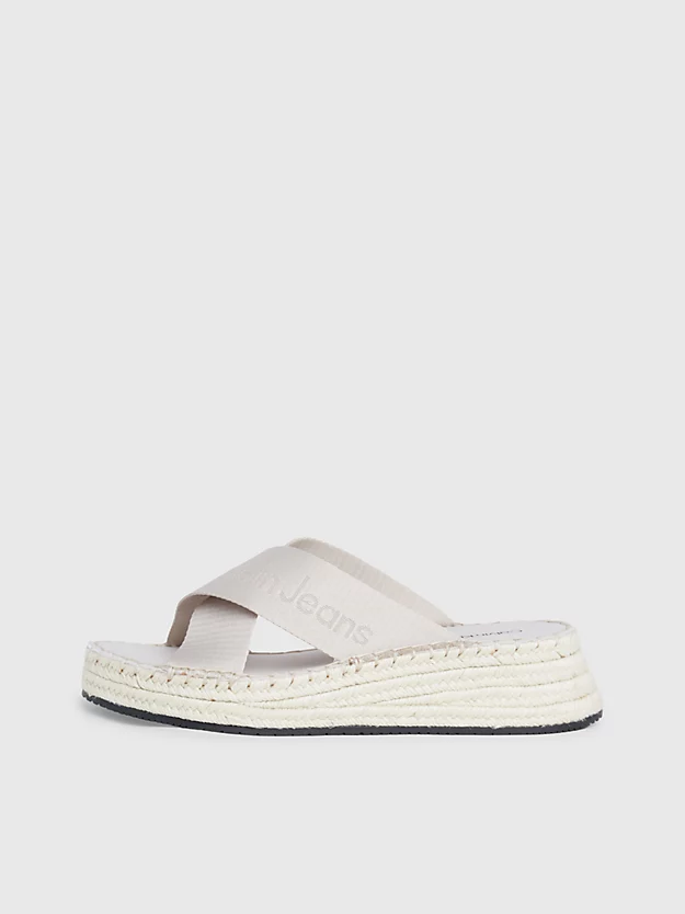 Sandálias espadrille com plataforma