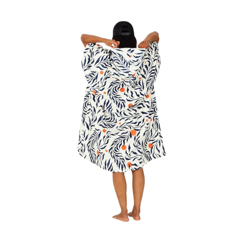 Poncho after essentials spring series feather leaves