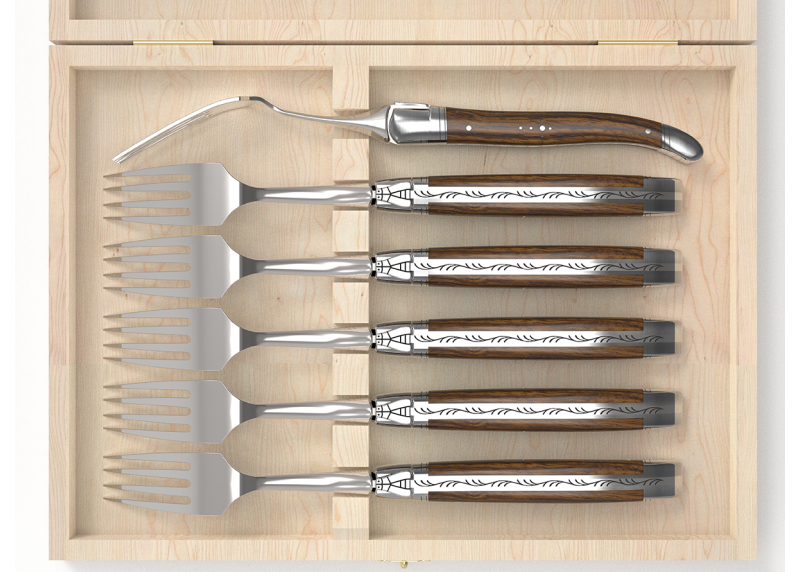 Service de 6 fourchettes Laguiole avec un manche en bois de noyer et mitres en acier inoxydable