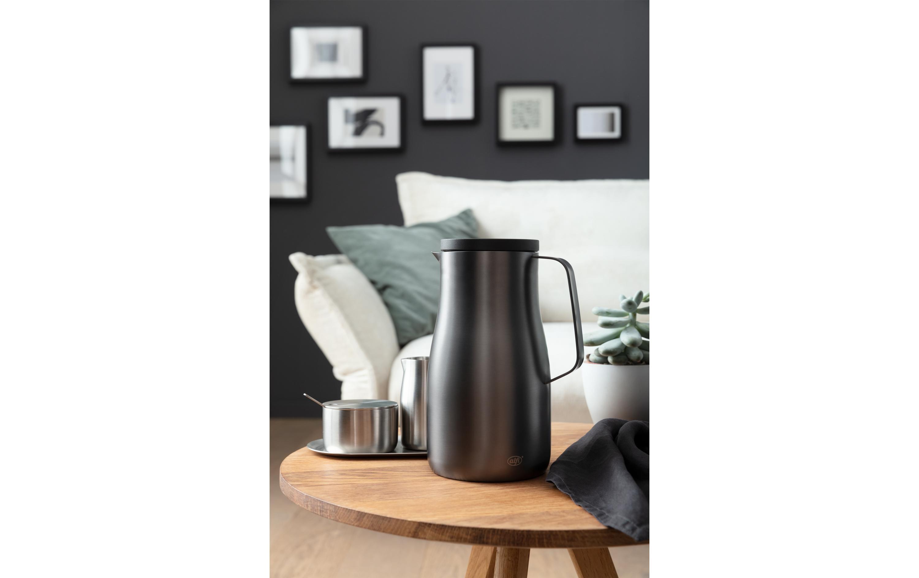 Thermoskanne Studio 1000 ml, DunkelgrauKaraffe aus Edelstahl