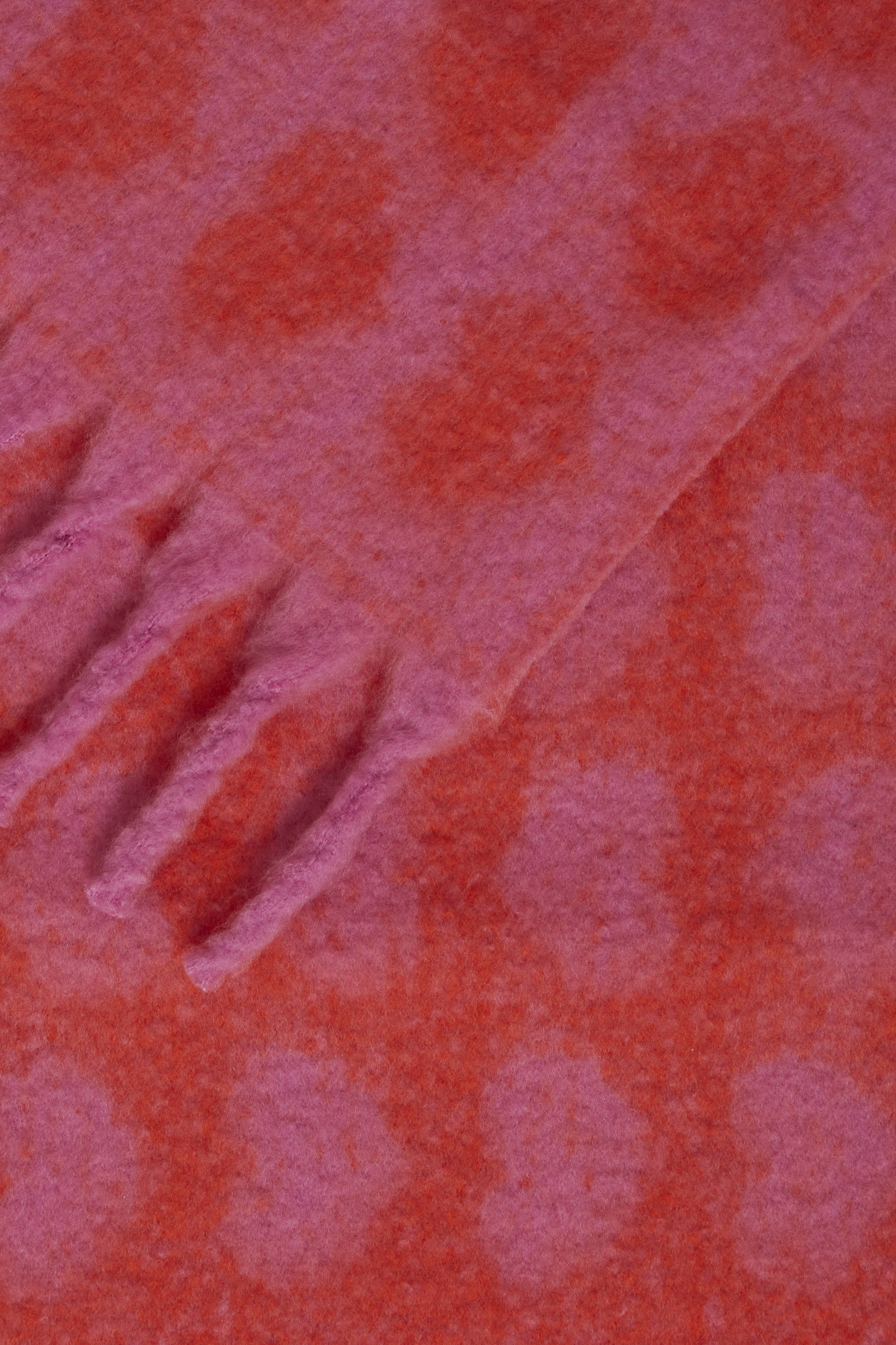 ICHI sjaal met all over print IAHEARTY roze