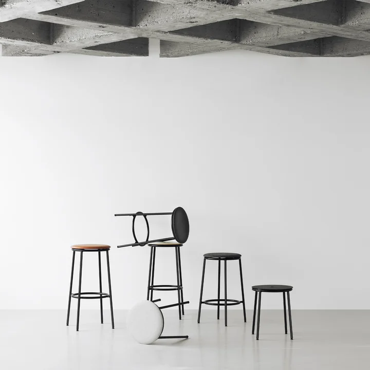 Normann Copenhagen - Circa Hocker, Eiche schwarz lackiert