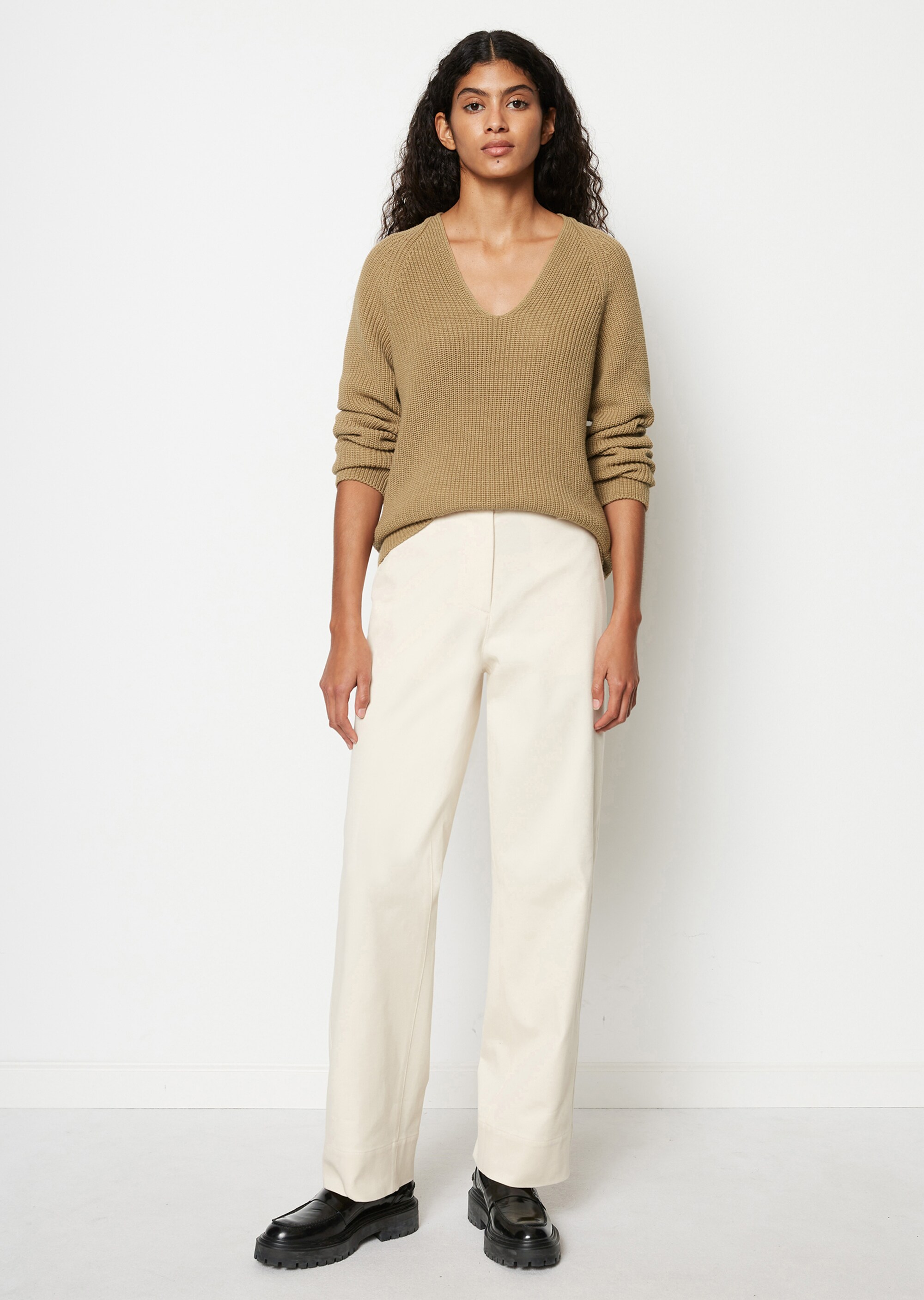 V-Neck-Strickpullover regularaus softem Baumwoll-Garn